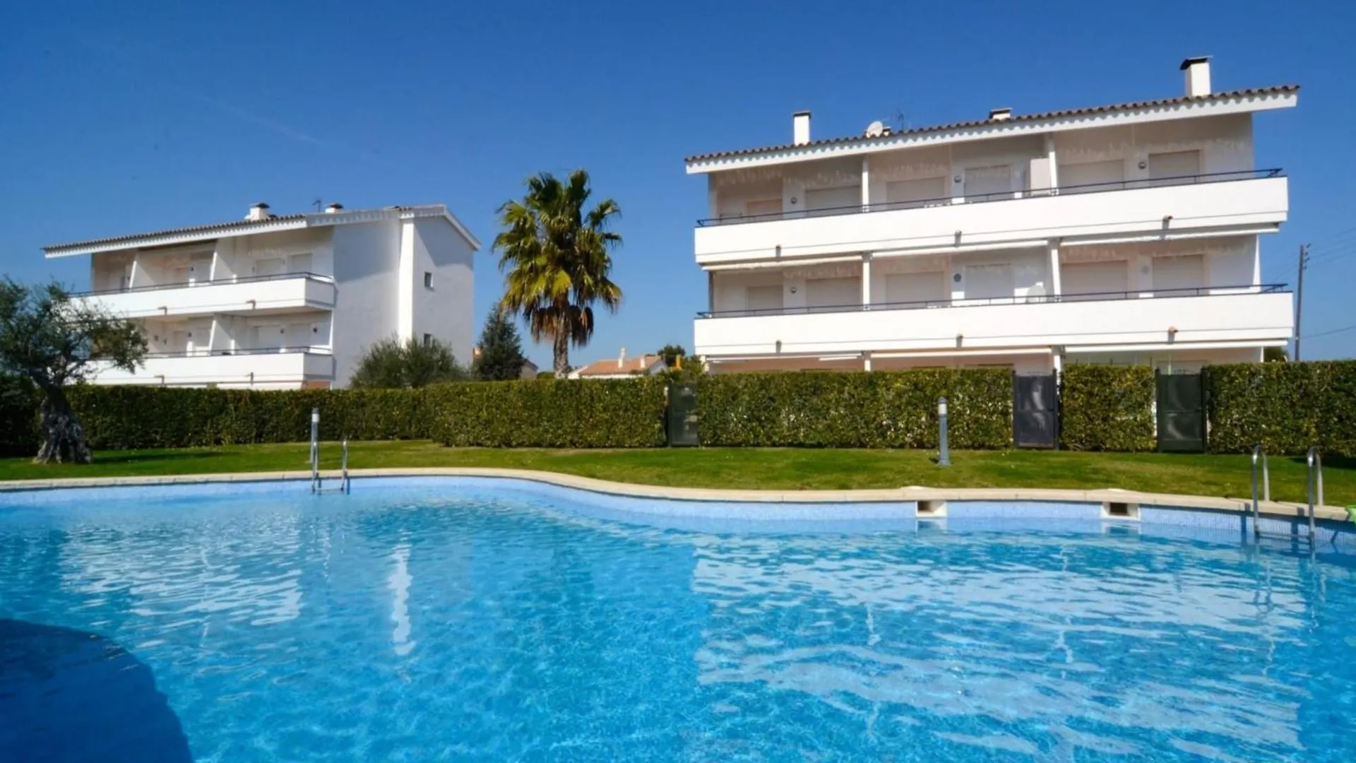 Olympia Apartment With Jacuzzi L'Escala Spain